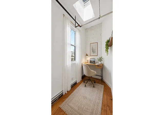 Photo 3 of House for sale at 17 Thames St, Brooklyn, NY 11206 | MLS# RLS20098505 | Listing updated on 2026-06-25