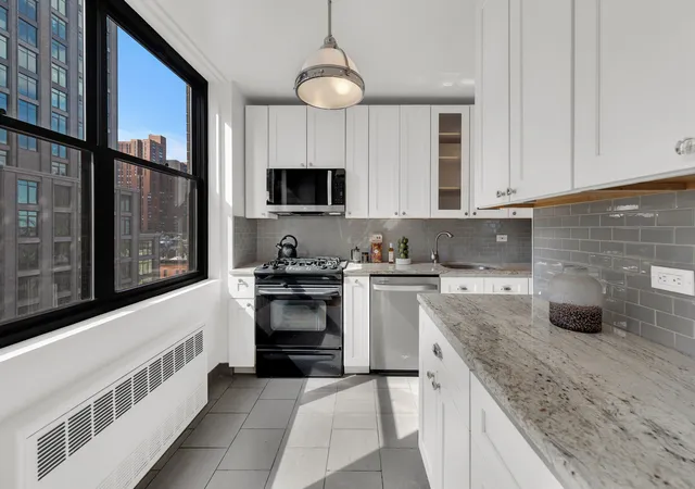 1st image of 301 E 87Th St #9D, New York, NY 10128 | MLS# RLS20098510