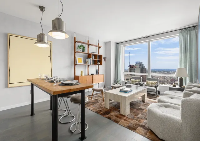 3rd image of 1 City Pt #66C, Brooklyn, NY 11201 | MLS# RLS20098593