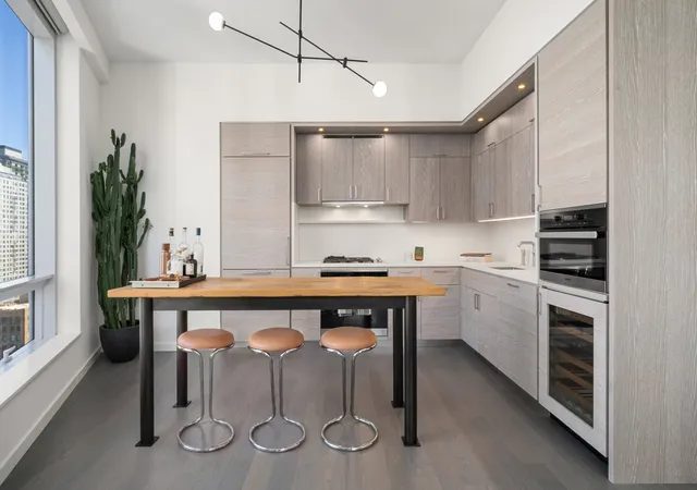 Photo 3 of House for sale at 1 City Point #31E, Brooklyn, NY 11201 | MLS# RLS20098598 | Listing updated on 2026-08-04