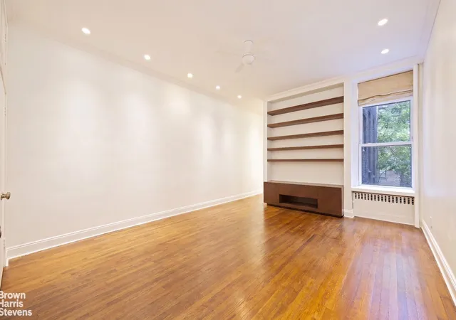 Homes for sale in New York City, NY | 175 E 93rd St #2B, New York City, NY 10128 | MLS# RLS20098705