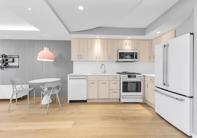 4th image of 62-54 97Th Pl #9M, Rego Park, NY 11374 | MLS# RLS20098708