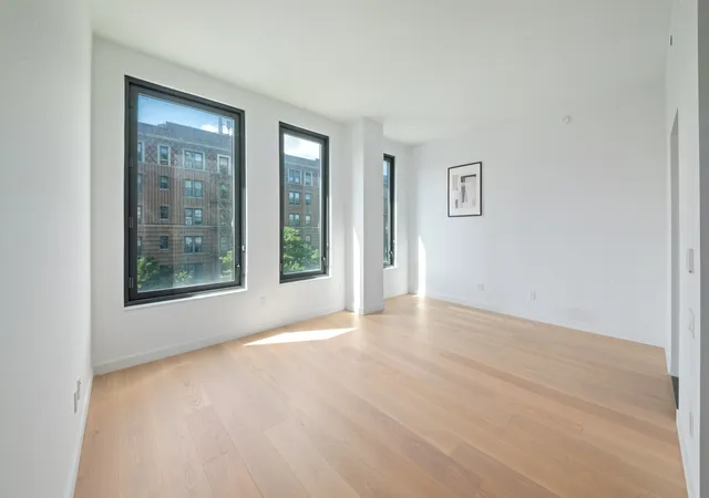 2nd image of 21 21 31st St #3H, Astoria, NY 11105 | MLS# RLS20098722