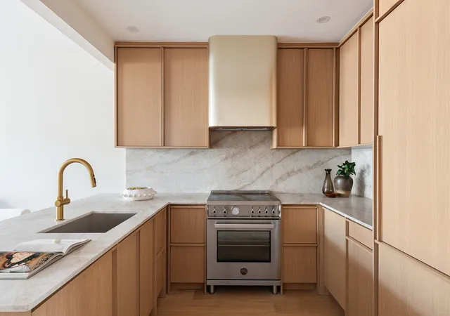 Homes for sale in New York City, NY | 215 Calyer St #3, New York City, NY 11222 | MLS# RLS20098834