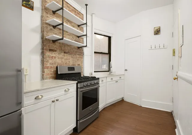 Listing Photo 4 - Condo for sale in building located at 715 9Th Ave, New York City, NY 10019 - Unit #3RN