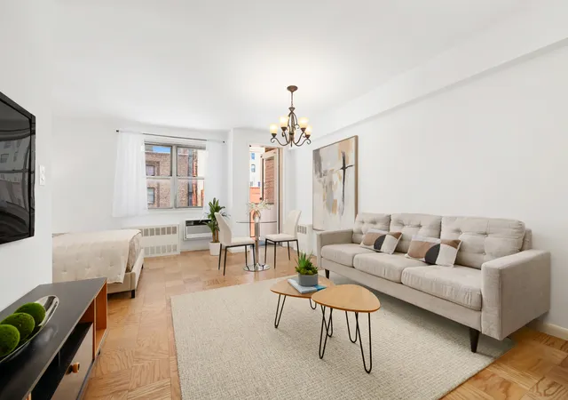 2nd image of 170 W 23Rd St #6Y, New York City, NY 10011 | MLS# RLS20098882