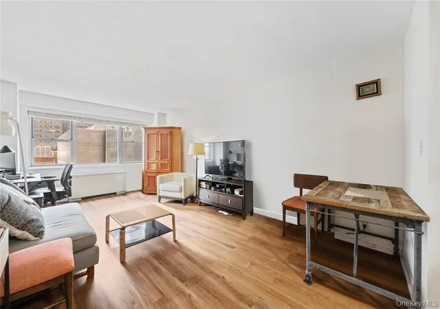 2nd image of 321 E 48Th St #9-D, New York City, NY 10017 | MLS# RLS20098915