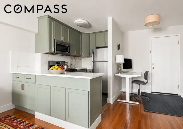 2nd image of 495 E 7Th St #5K, New York City, NY 11218 | MLS# RLS20098994