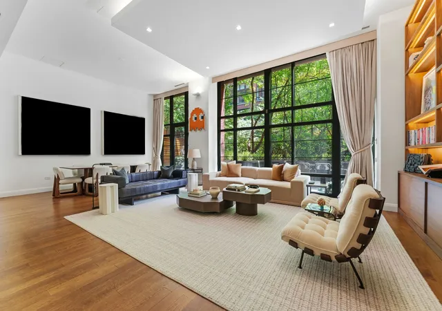 1st image of 150 Charles St #M2, New York, NY 10014 | MLS# RLS20099077