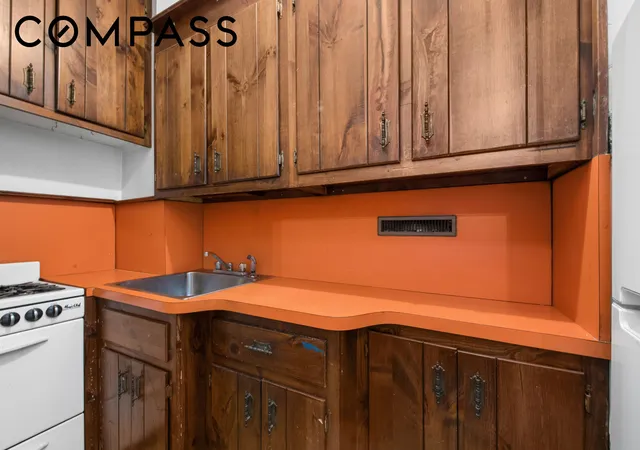 3rd image of 1 W 67Th St #308, New York, NY 10023 | MLS# RLS20099148