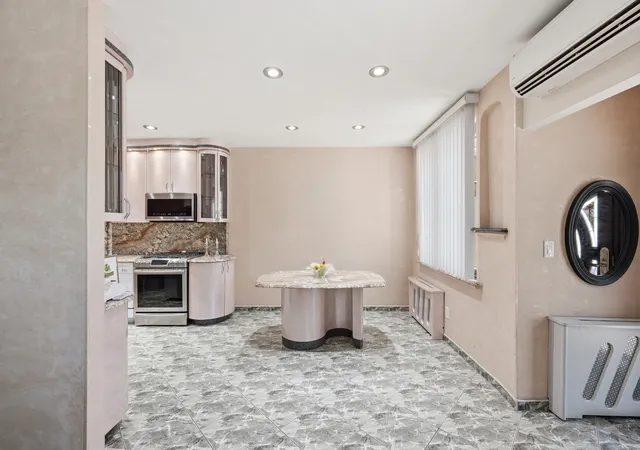 2nd image of 2545 Hubbard St, New York City, NY 11235 | MLS# RLS20099164