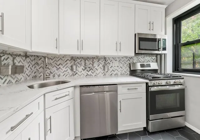 1st image of 201 Clinton Ave #7h, Brooklyn, NY 11205 | MLS# RLS20099288