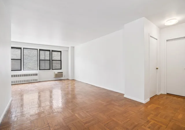 Homes for sale in New York City, NY | 220 E 54th St #8J, New York City, NY 10022 | MLS# RLS20099395