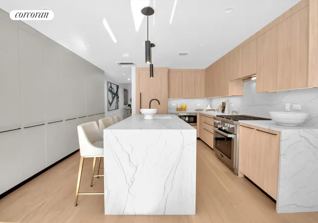 Photo 3 of Single family home for sale at 22 Huntington St, Brooklyn, NY 11231 | MLS# RLS20099428 | Listing updated on 2026-06-30