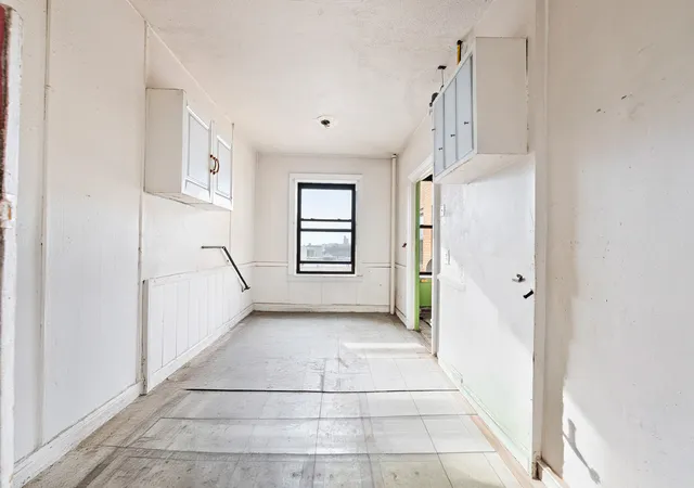 3rd image of 1715 Nelson Ave #4B, New York City, NY 10453 | MLS# RLS20089657
