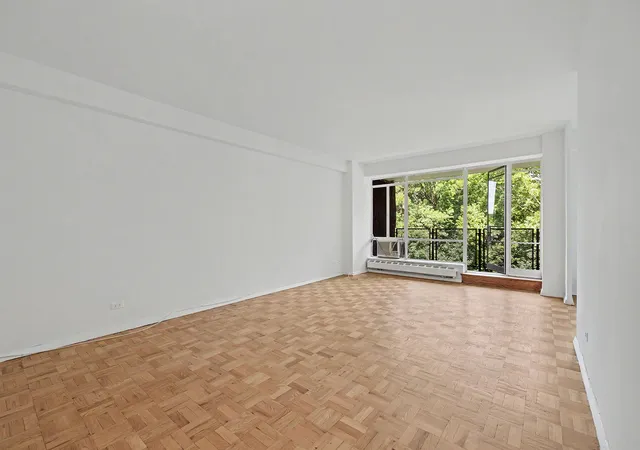 5th image of 2727 Palisade Ave #9-B, New York City, NY 10463 | MLS# RLS20099456