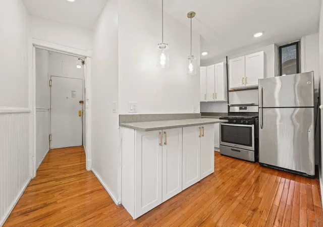 5th image of 351 W 47Th St, New York, NY 10036 | MLS# RLS20099602