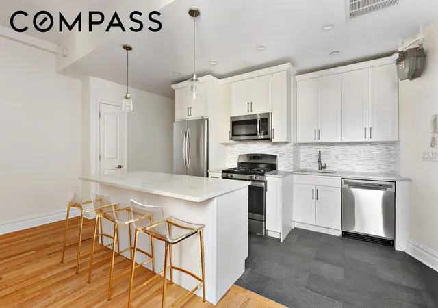 3rd image of 525 Park Ave #5D, New York, NY 10065 | MLS# RLS20099607