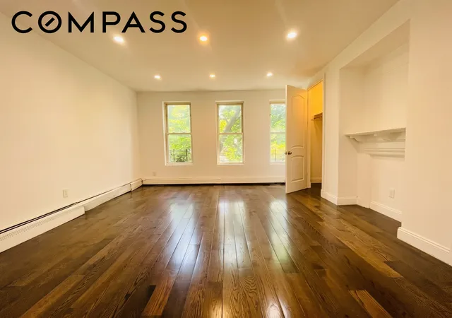 Listing Photo 4 - Condo for sale in building located at 442 Quincy St, Brooklyn, NY 11221