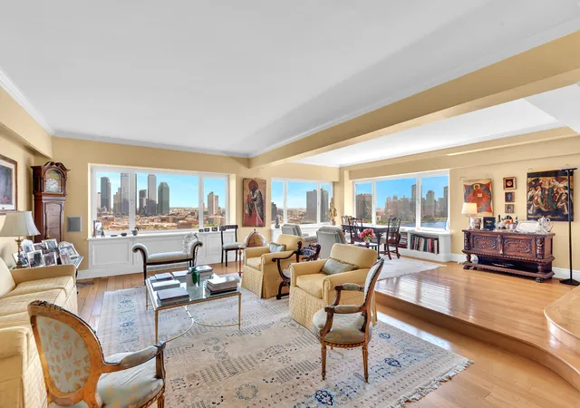 Listing Photo 2 - Condo for sale in building located at 25 Sutton Pl S, New York, NY 10022 - Unit #PHG
