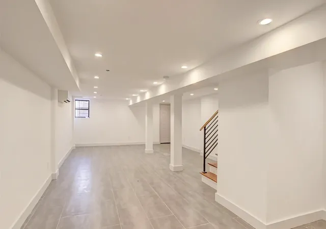 4th image of 1405 Hancock St, New York, NY 11237