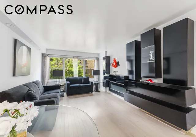 3rd image of 435 E 65Th St #4E1, New York City, NY 10065 | MLS# RLS20099706