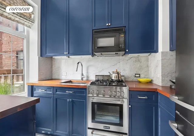 Photo 2 of Sale Pending at 470 W 24th Street #17D, New York, NY 10011 | MLS# RLS20099745 | Listing updated on 2026-07-23
