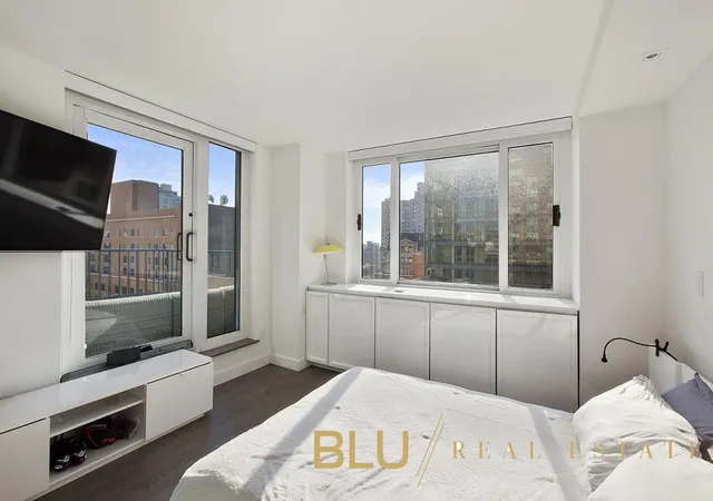 4th image of 1 Irving Pl #V-15B, New York City, NY 10003 | MLS# RLS20099754
