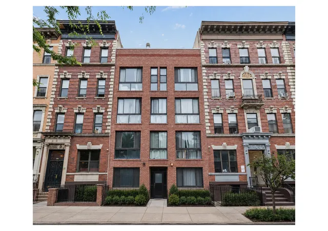 9th image of 237 Bainbridge St, Brooklyn, NY 11233 | MLS# RLS20099774