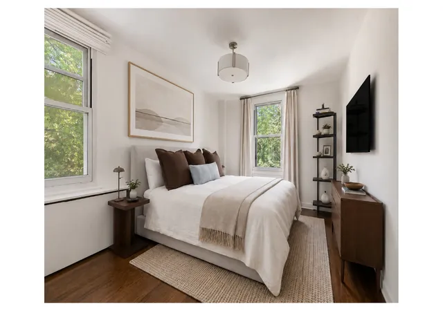 Photo 4 of Sale Pending at 81 Bedford St #4B, New York, NY 10014 | MLS# RLS20099787 | Listing updated on 2026-07-17
