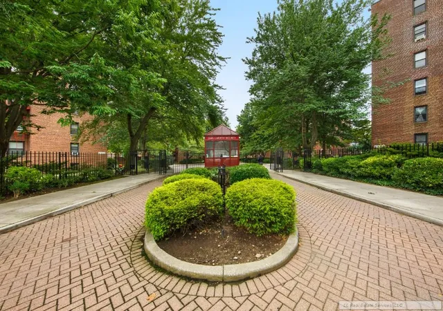 1st image of 150 29 72nd Rd #C, Flushing, NY 11367 | MLS# RLS20099836