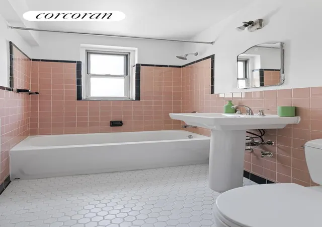 Photo 3 of House for sale at 58 Dahill Rd #1E, Brooklyn, NY 11218 | MLS# RLS20099883 | Listing updated on 2026-08-28