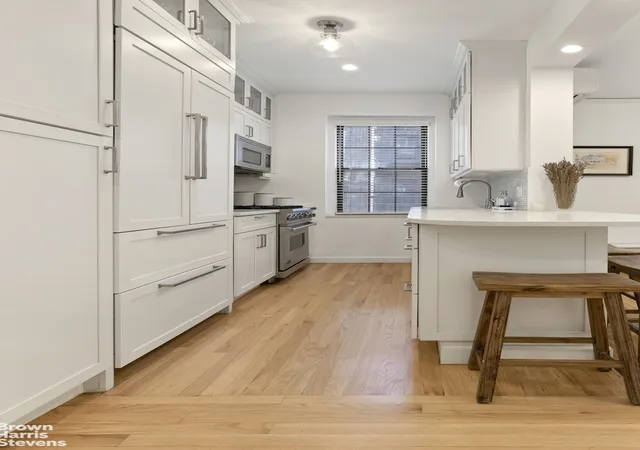 3rd image of 2 Grace Ct #4O, New York City, NY 11201 | MLS# RLS20099941