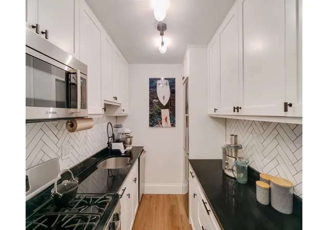 2nd image of 130 E 18Th St #9B, New York, NY 10003 | MLS# RLS20099969