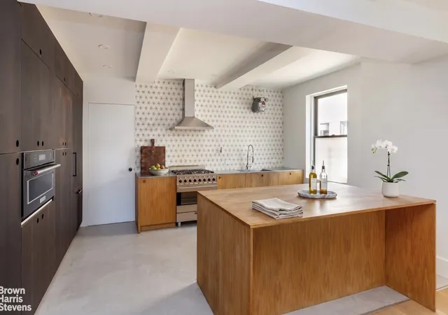 2nd image of 545 W End Ave #16A, New York, NY 10024 | MLS# RLS20099974