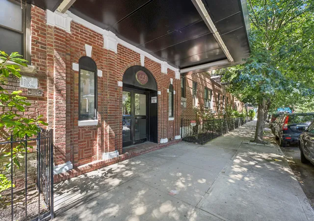 Homes for sale in New York City, NY | 125 Hawthorne St #6J, New York City, NY 11225 | MLS# RLS20099978