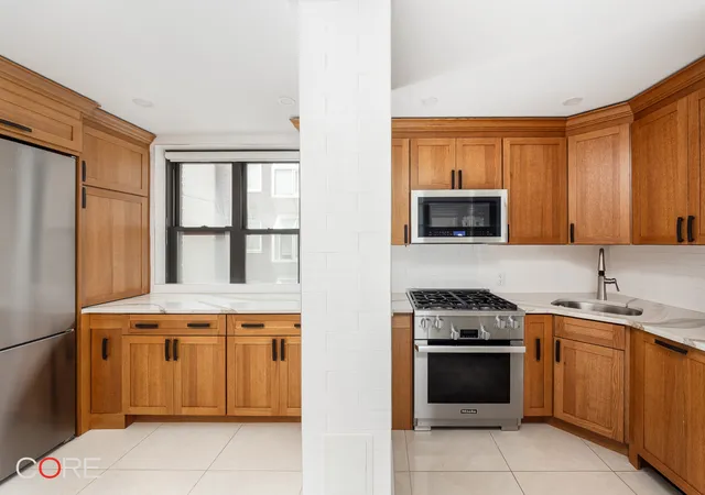 2nd image of 50 Park Ave #8A, New York City, NY 10016 | MLS# RLS20100010
