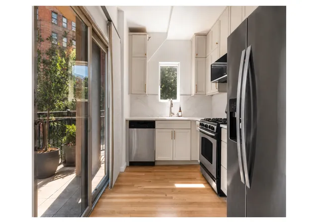 Listing Photo 4 - Condo for sale in building located at 2233 Caton Ave, New York City, NY 11226 - Unit #2C