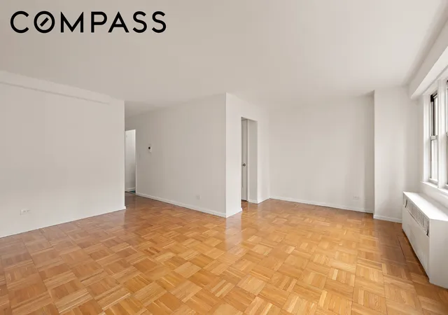 3rd image of 150 E 37Th St, New York City, NY 10016