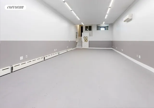 Listing Photo 3 - Condo for sale in building located at 182 Vermont Ave, New York City, NY 10305