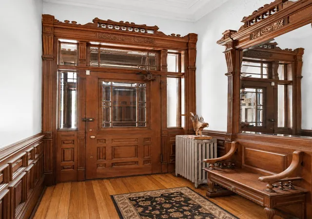 2nd image of 11 W 121st St, New York City, NY 10027 | MLS# RLS20100113