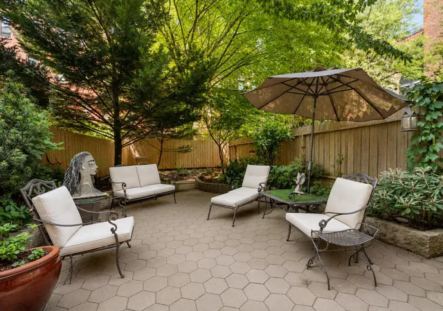 Homes for sale in New York City, NY | 11 W 121St St, New York City, NY 10027 | MLS# RLS20100113