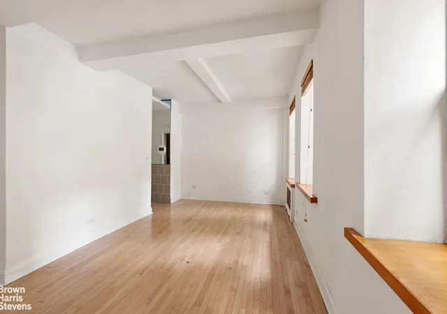 Photo 3 of House for sale at 116 W 72nd Street #2B, New York, NY 10023 | MLS# RLS20100165 | Listing updated on 2026-06-29