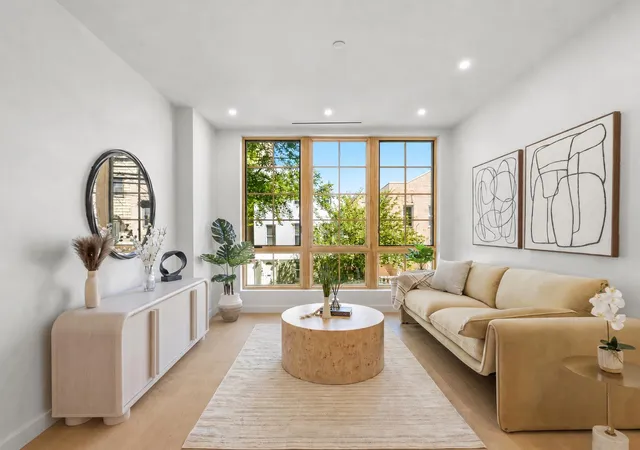 2nd image of 176 Frost St, New York City, NY 11211
