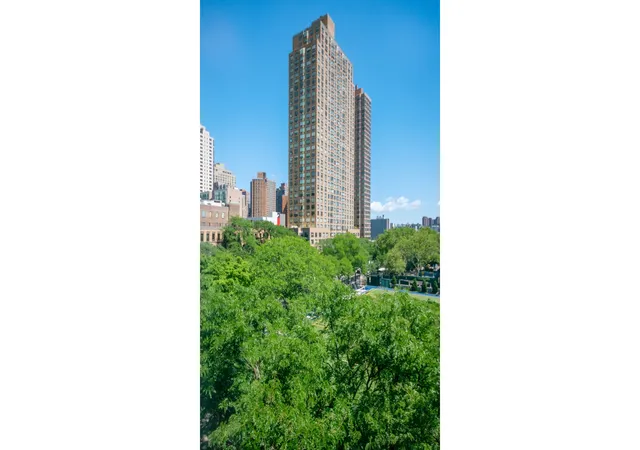 Homes for sale in New York City, NY | 520 E 90th St #6K, New York City, NY 10128 | MLS# RLS20100271