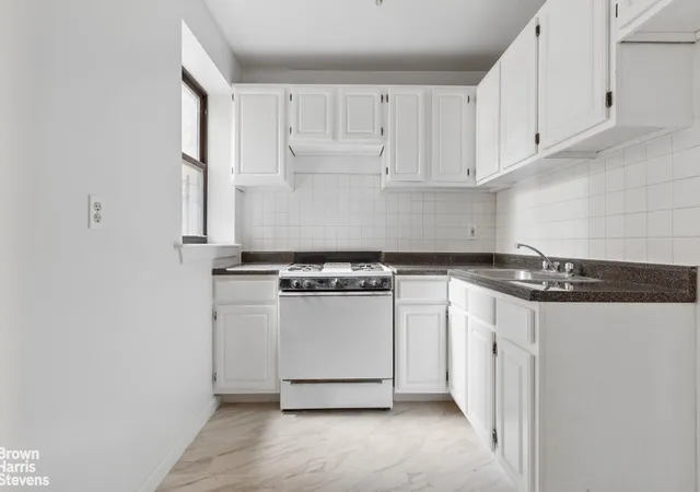 Homes for sale in New York City, NY | 78 E 127Th St #8, New York City, NY 10035 | MLS# RLS20100280