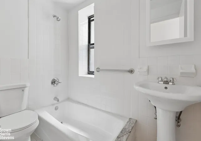 Homes for sale in New York City, NY | 78 E 127Th St #8, New York City, NY 10035 | MLS# RLS20100280