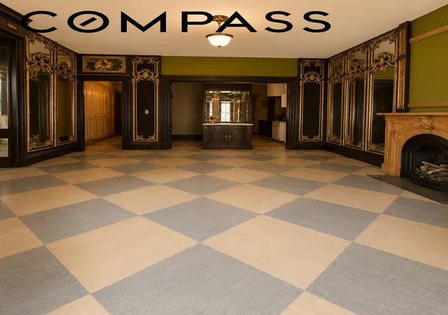 3rd image of 132 Remsen St, New York City, NY 11201