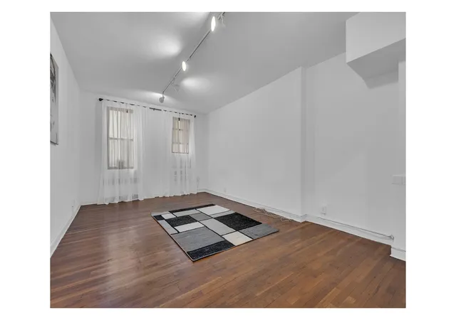 Photo 3 of Condo for sale at 30 E 22nd Street #4C, New York, NY 10010 | MLS# RLS20100406 | Listing updated on 2026-07-22