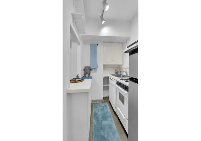 Photo 4 of House for sale at 30 E 22nd Street #4C, New York, NY 10010 | MLS# RLS20100406 | Listing updated on 2026-07-22